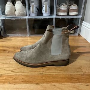 NEW REPUBLIC SOMONA SUEDE CHELSEA BOOT SIZE 10.5 PREOWNED BEIGE/TAN